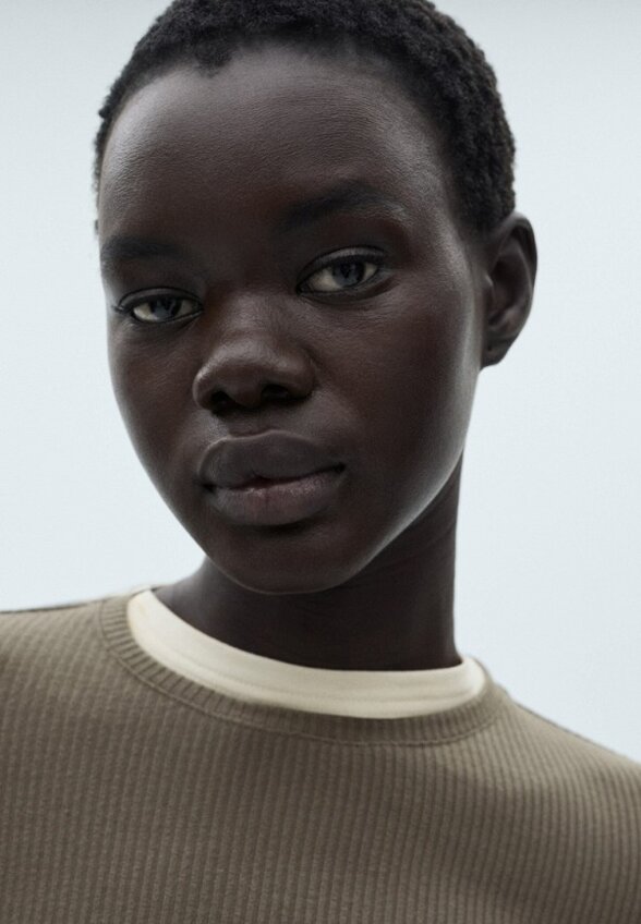 Лонгслив Mango