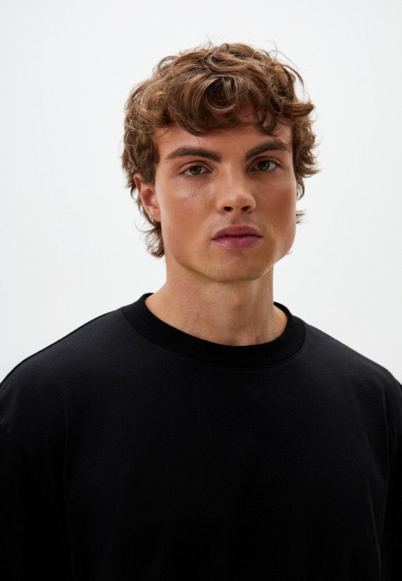 Футболка Святая