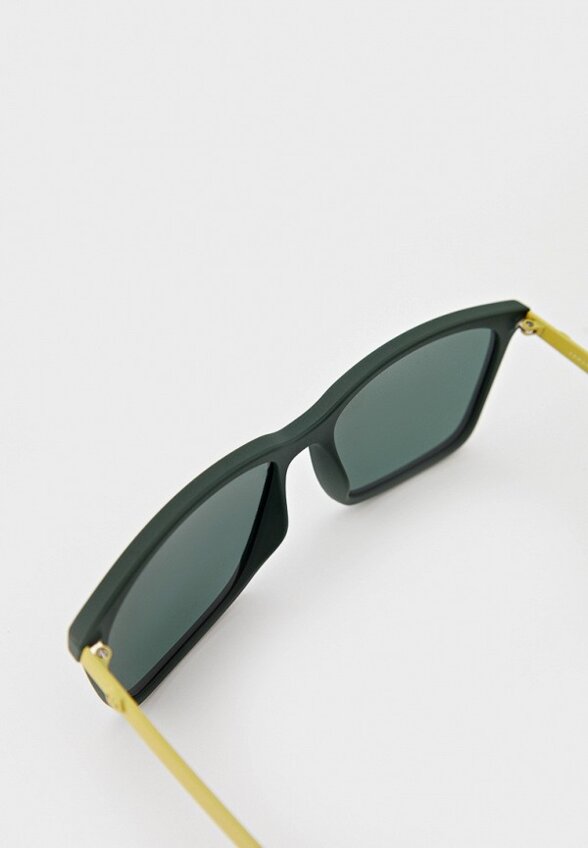 Очки солнцезащитные Armani Exchange