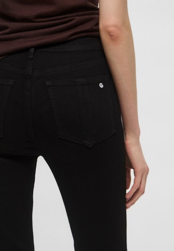 Джинсы Genious