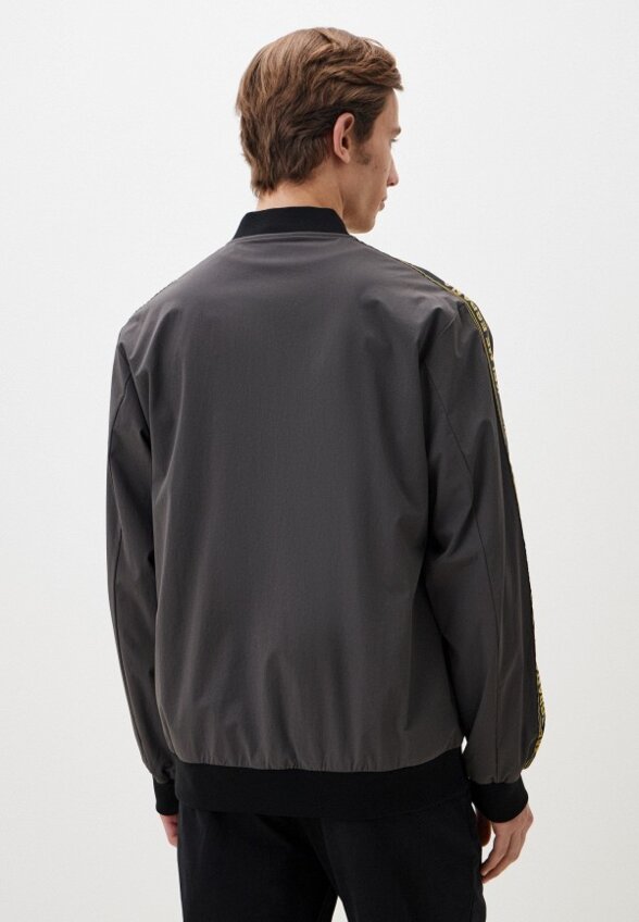 Ветровка Kelme