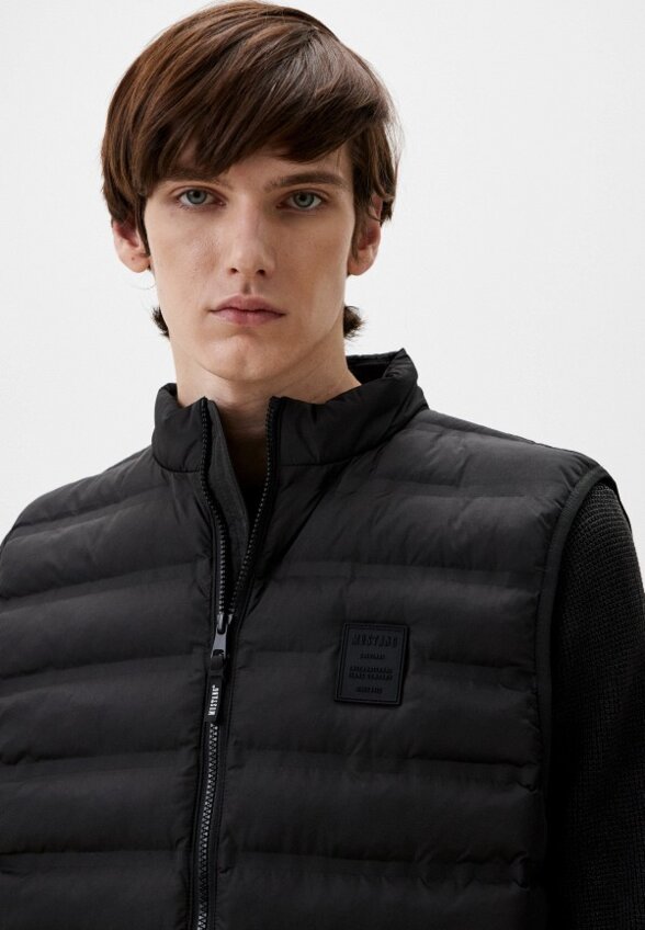 Жилет утепленный Mustang