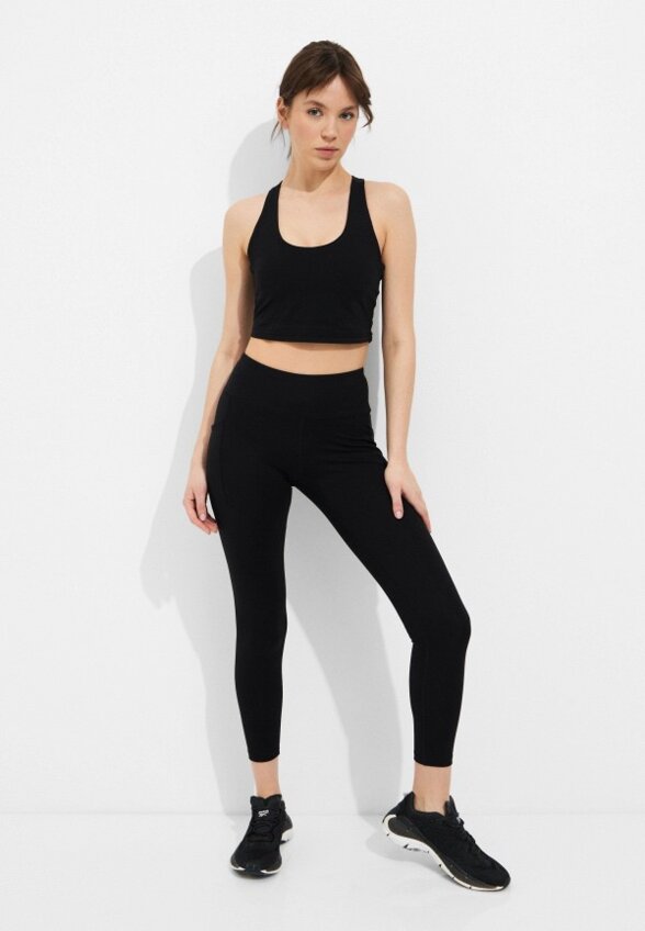 Топ DKNY