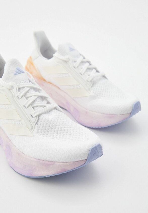 Кроссовки adidas