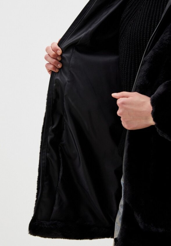 Бомбер меховой Terranova