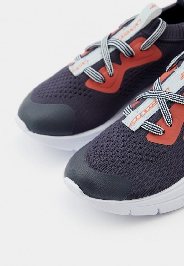 Кроссовки Lacoste