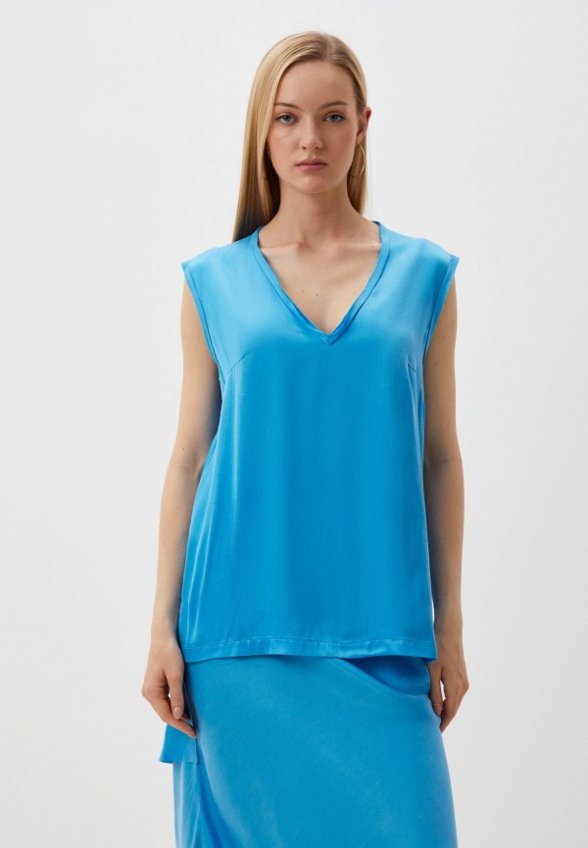 Костюм Voluminous