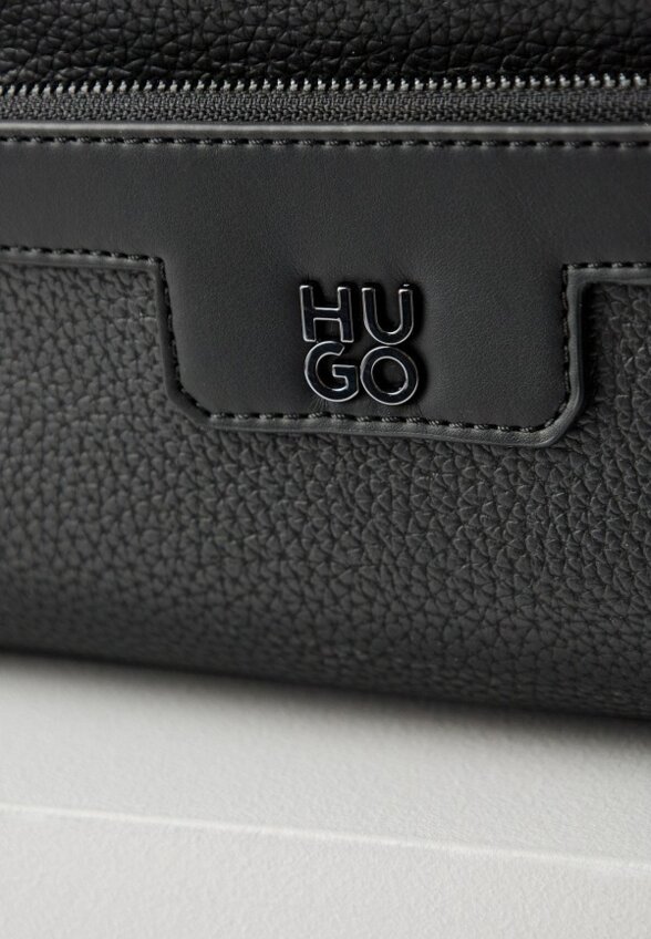 Несессер Hugo