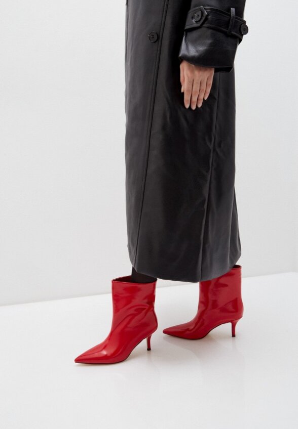 Полусапоги Vivian Royal