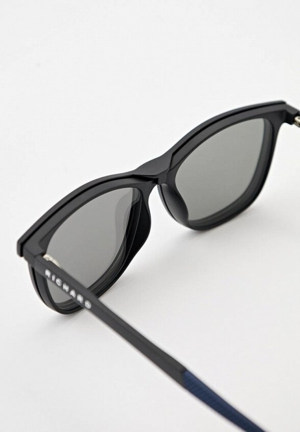 Очки солнцезащитные Thom Richard