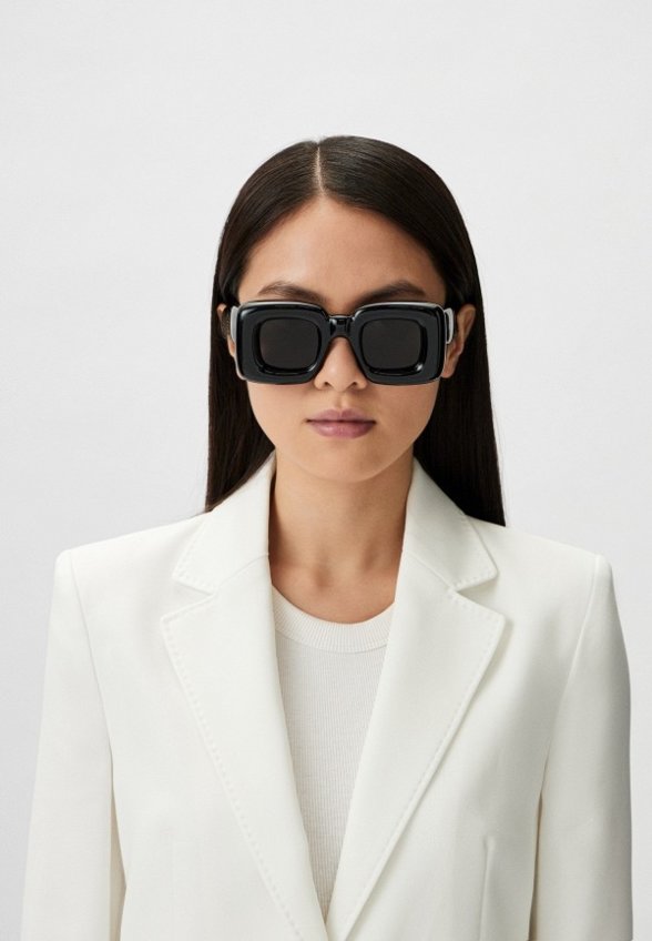 Очки солнцезащитные Loewe