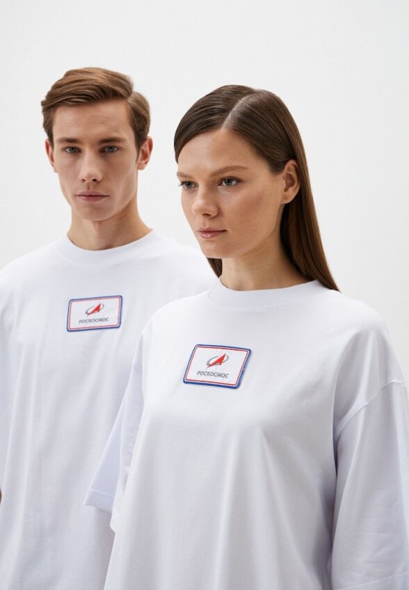 Футболка DNK