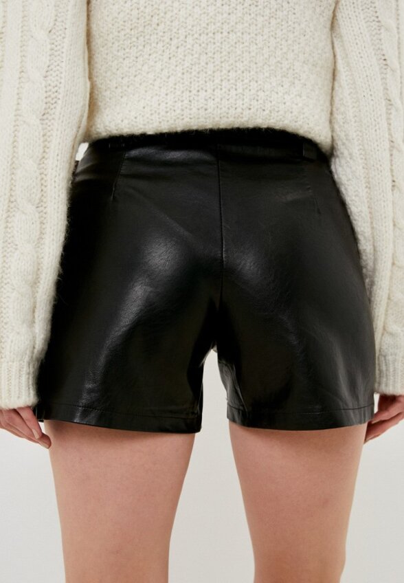Шорты кожаные Diverius