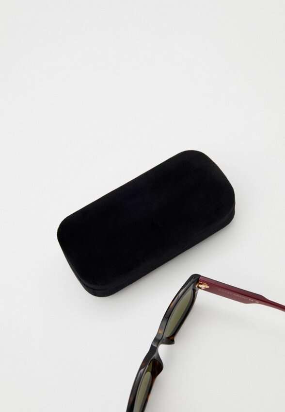 Очки солнцезащитные Gucci