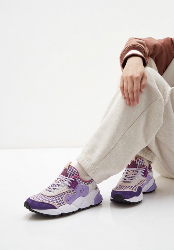 Кроссовки Flower Mountain