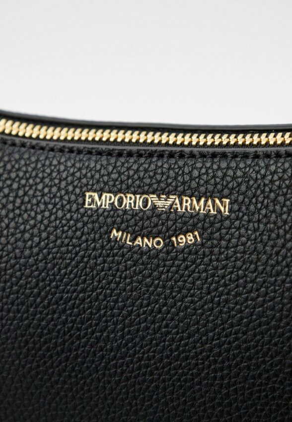 Сумка Emporio Armani