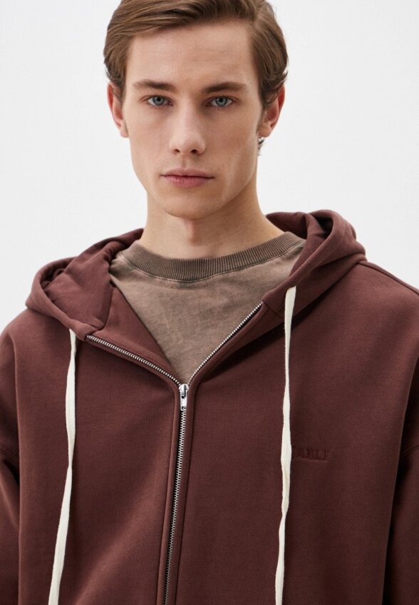 Толстовка Fable