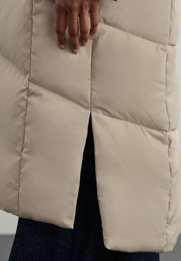 Пуховик Zarina