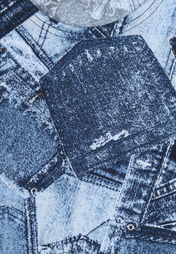 Футболка Апрель