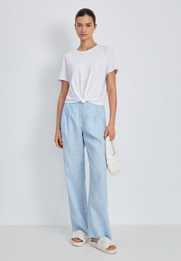 Футболка Finn Flare