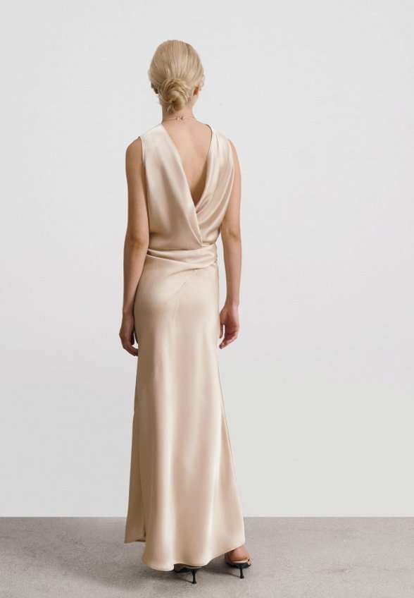 Платье True Red