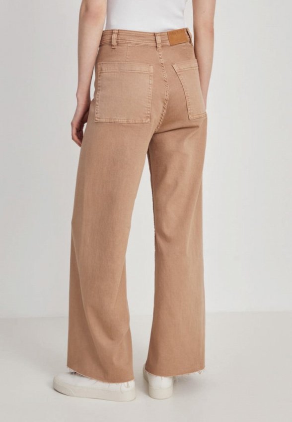 Джинсы Finn Flare