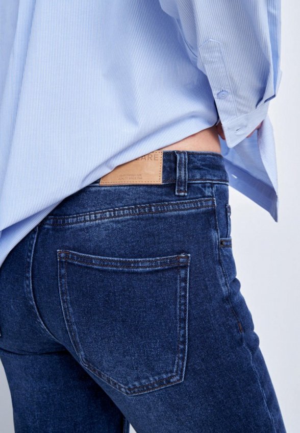 Джинсы Finn Flare