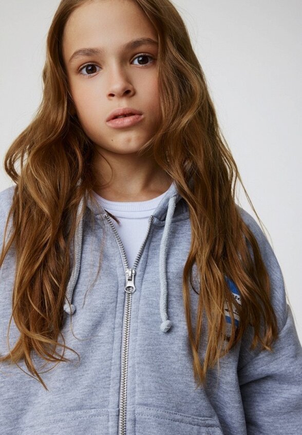 Толстовка Stormies