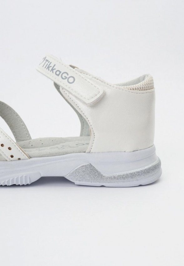 Сандалии Tikkago