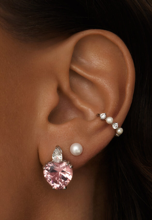 Серебряные серьги-пусеты ЛЮБОВЬ с розовым сердцем MIE