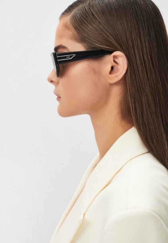 Очки солнцезащитные GCDS