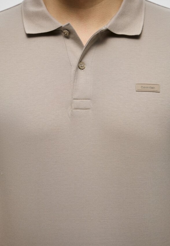 Поло Calvin Klein