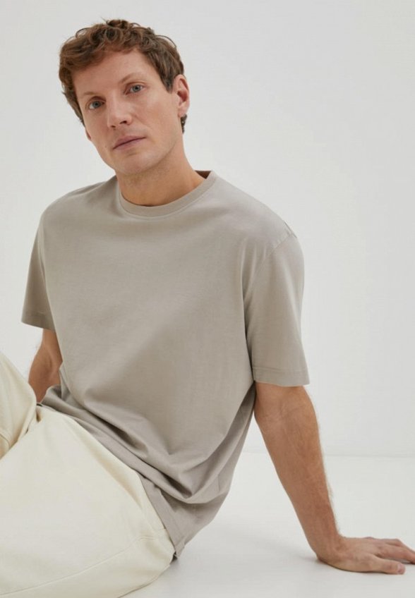 Футболка Finn Flare