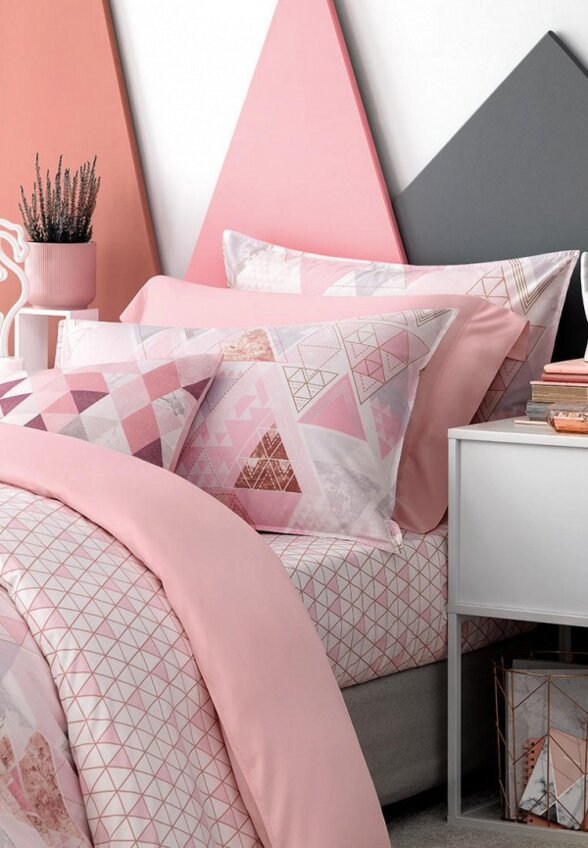 Постельное белье 1,5-спальное Togas