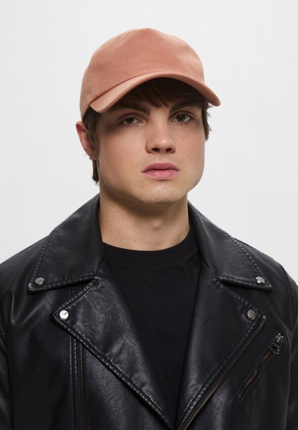 Бейсболка Iceberg