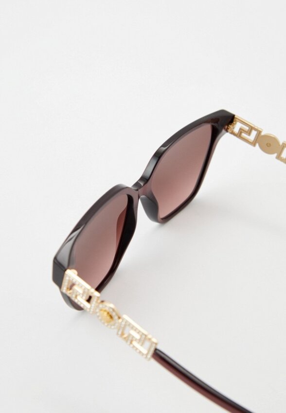 Очки солнцезащитные Versace