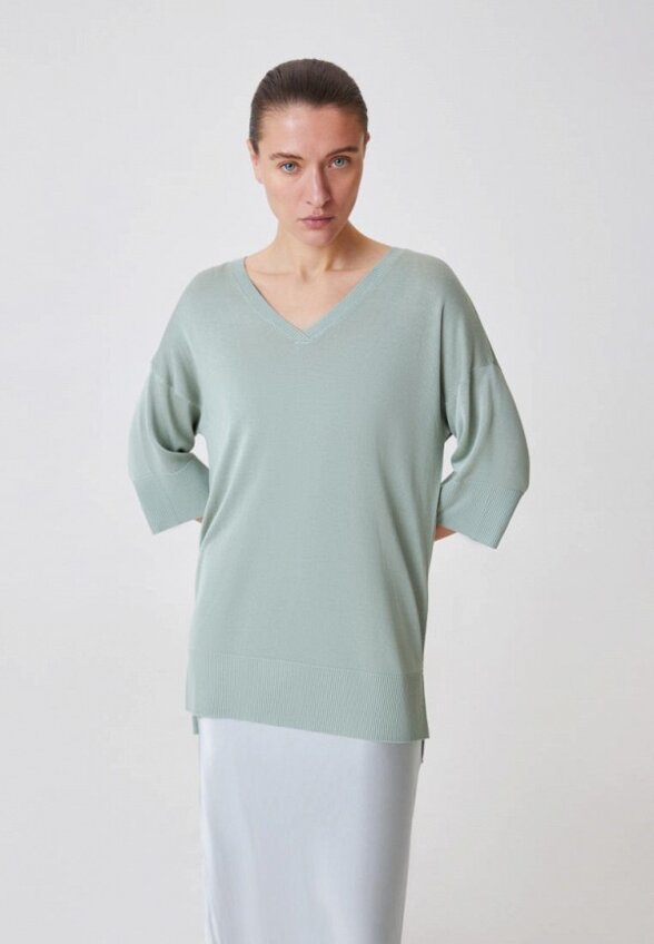 Пуловер Antiga