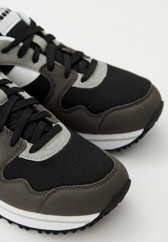 Кроссовки Diadora