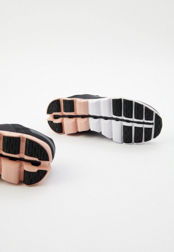 Кроссовки On