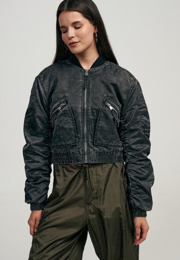 Бомбер Твое