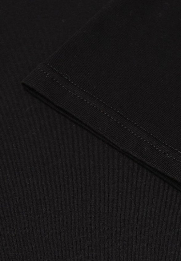 Футболка Minaku