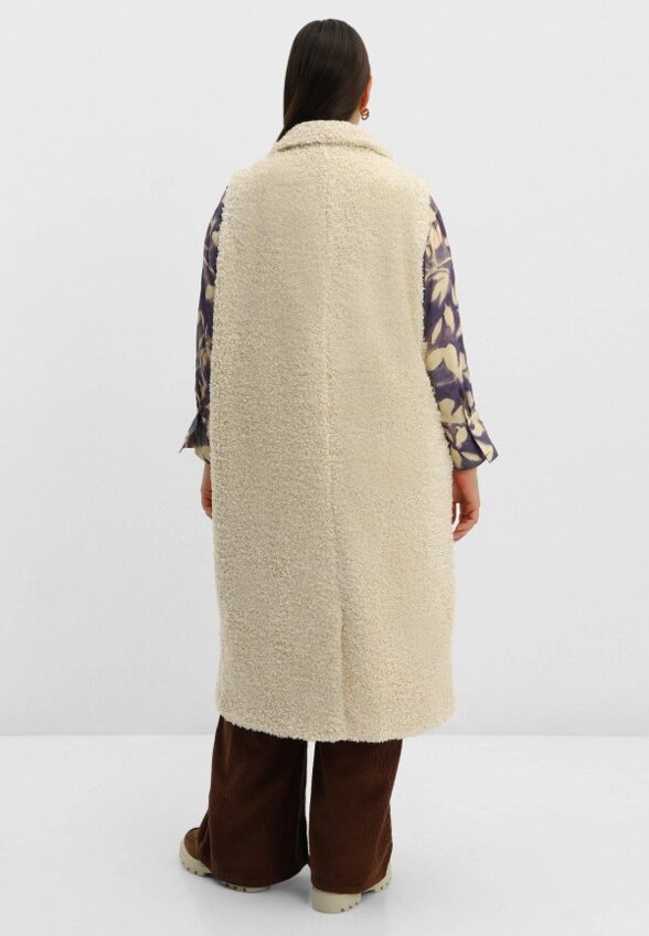 Жилет меховой A la Tete