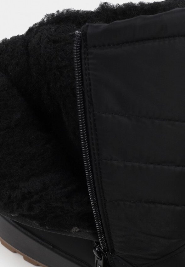 Дутики Finn Line