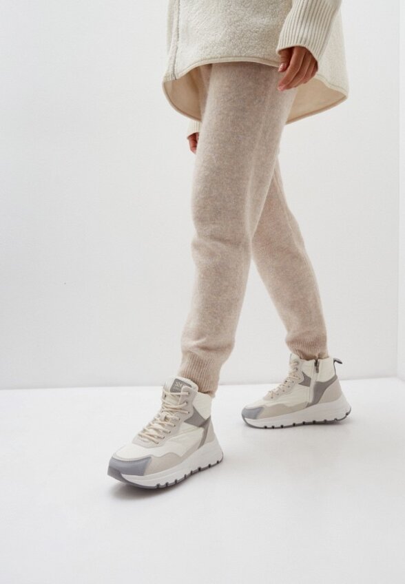 Кроссовки Crosby