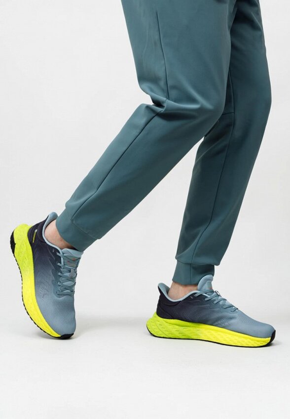 Кроссовки Baasploa