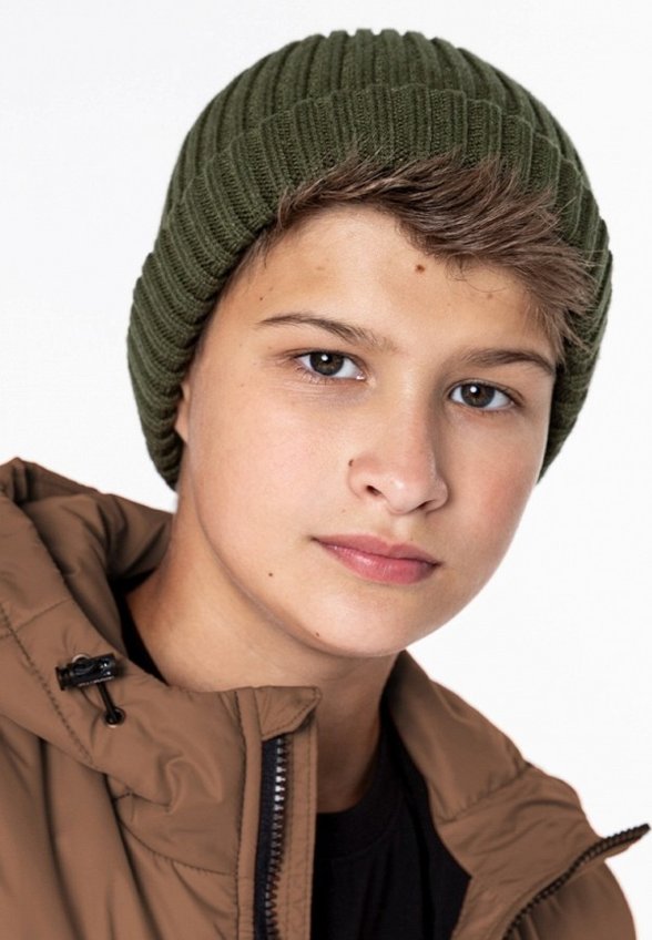 Шапка Nikastyle