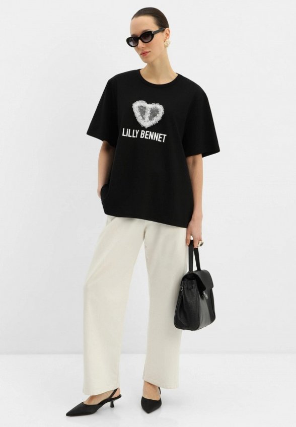 Футболка Lilly Bennet