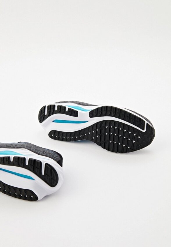 Кроссовки Mizuno