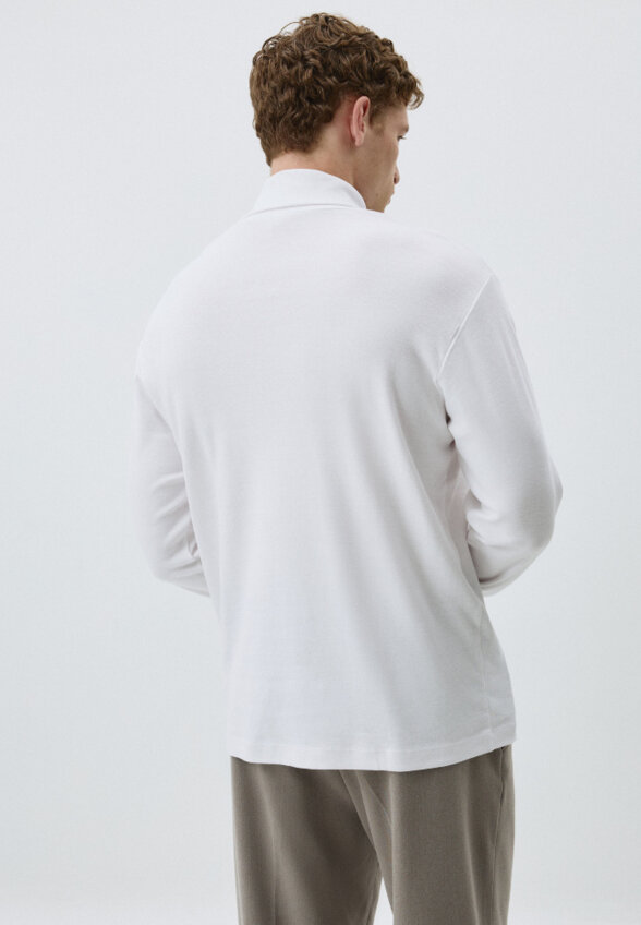 Базовая водолазка SLIM FIT