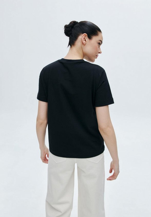 Футболка Antiga